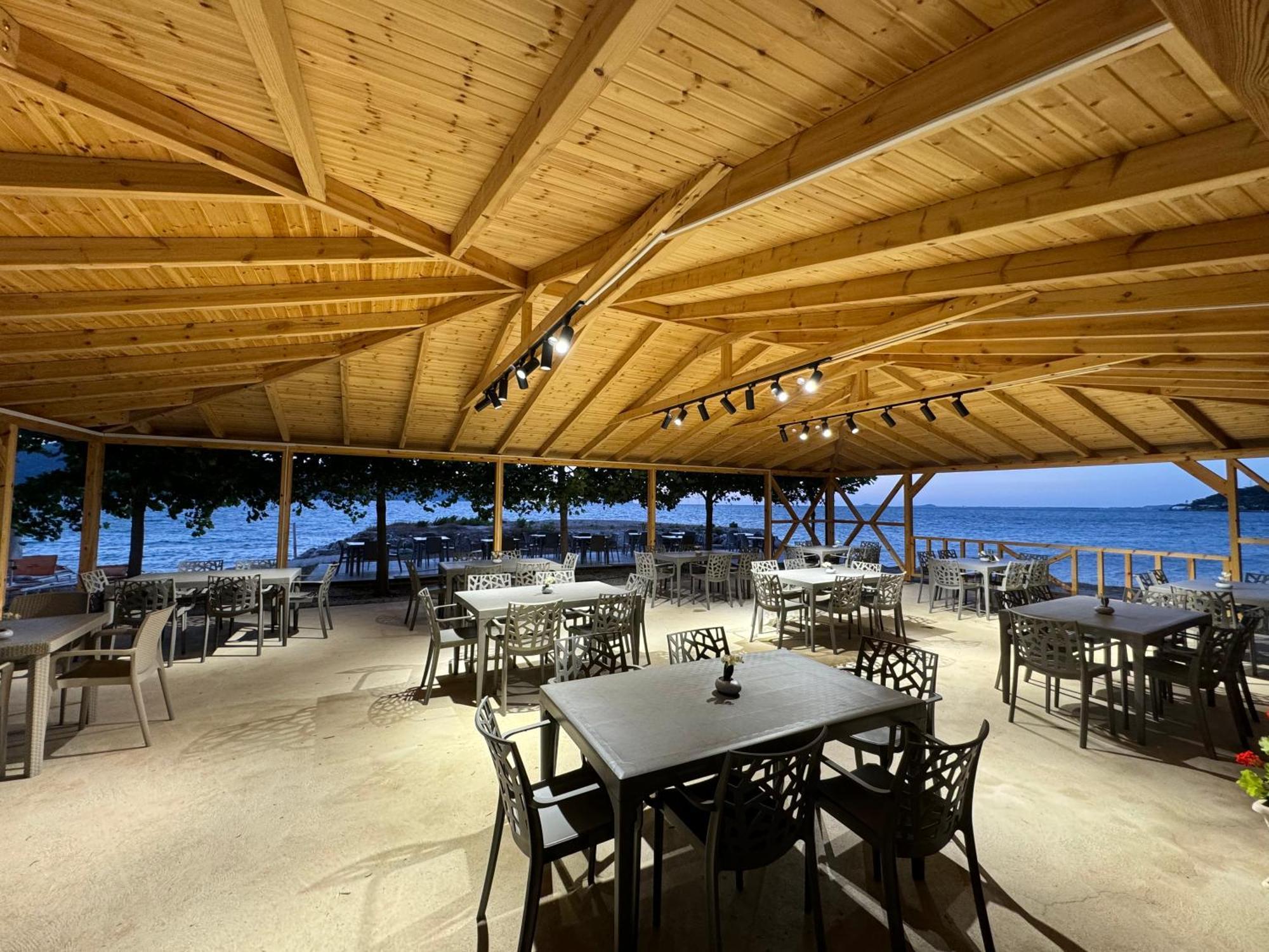 Hotel Cekodhima Radhimë Екстериор снимка