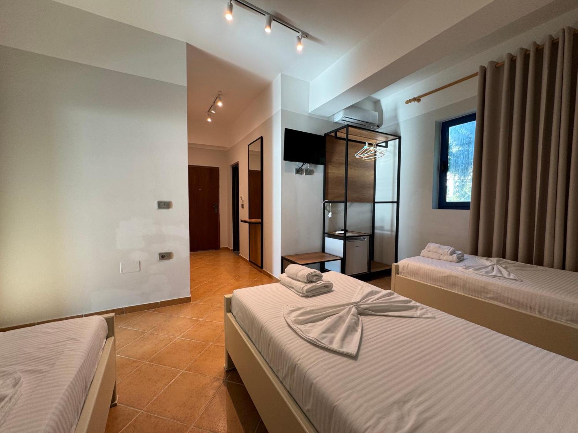 Hotel Cekodhima Radhimë Екстериор снимка