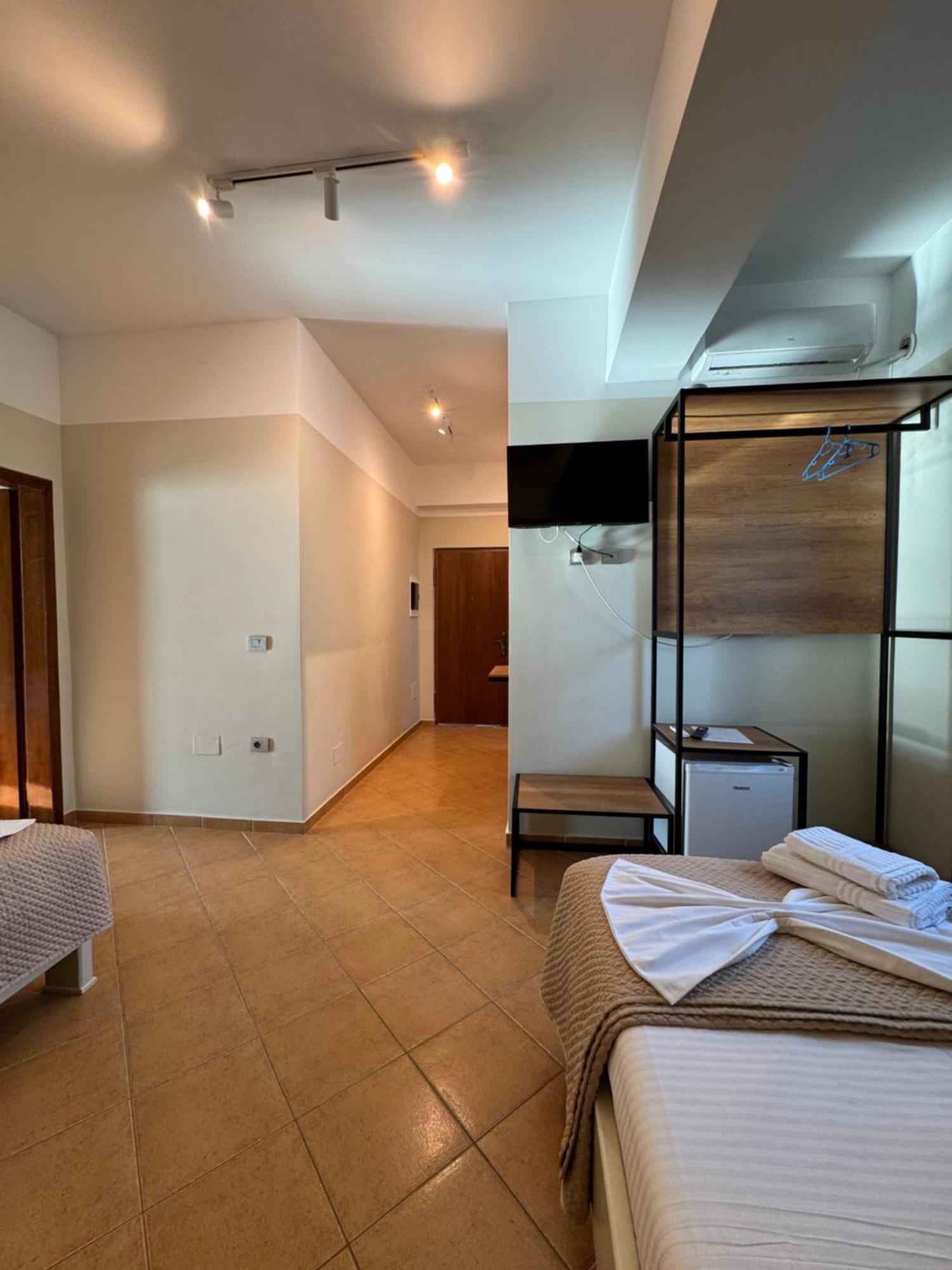 Hotel Cekodhima Radhimë Екстериор снимка